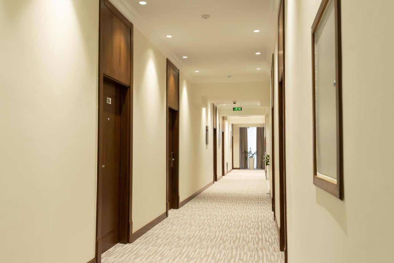 Hotel Mir Luxe Plaza Taschkent Exterior foto